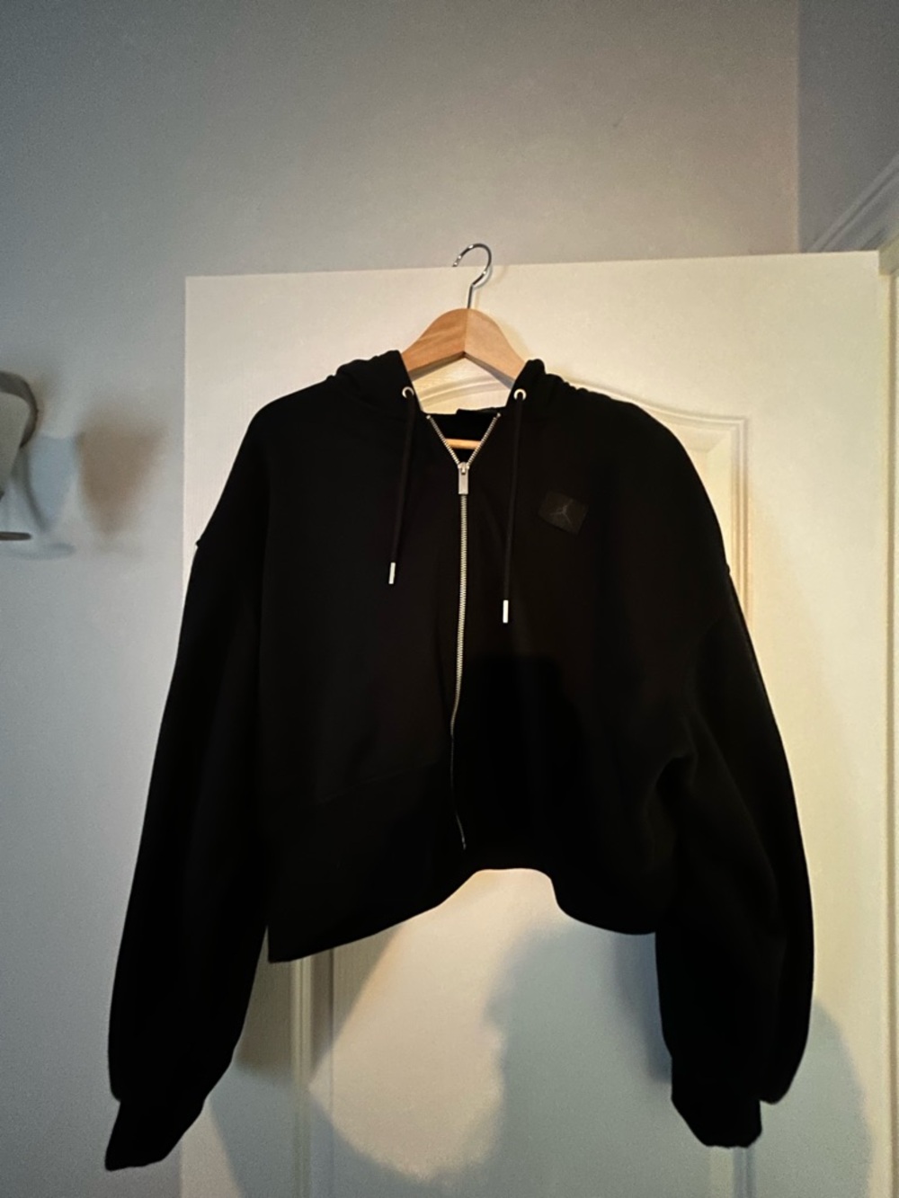 Jordan Flight Fleece
Women's Cropped Satin-Lined Hoodie - Picture 5 of 7